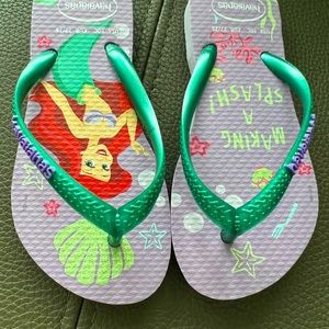 Purple Little Mermaid Havaianas size 10 children flip flops NEW never used